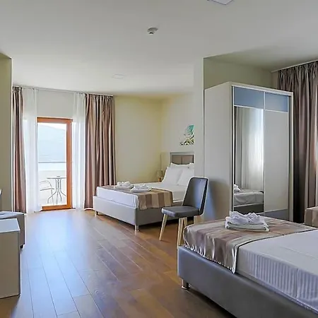 Hotel Olimpija 4*